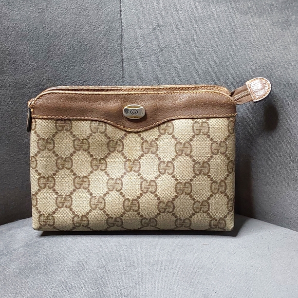 Gucci vintage accessory bag. - Picture 1 of 13